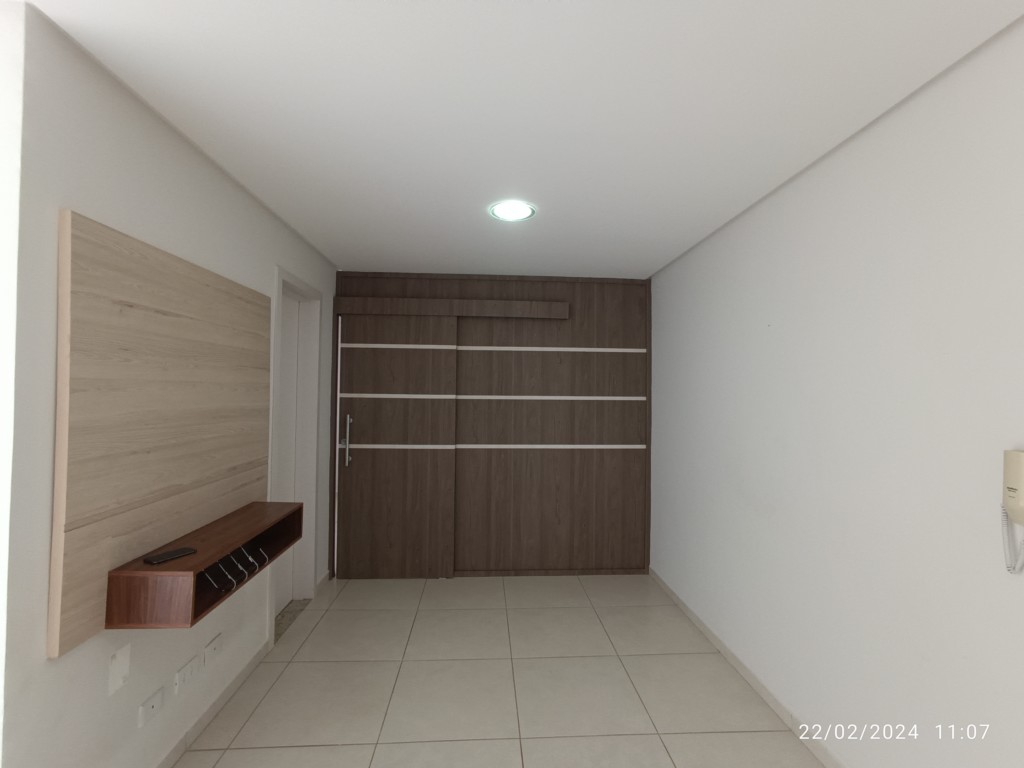 Apartamento para locacao no Centro em Apucarana com 0m² por R$ 1.250,00
