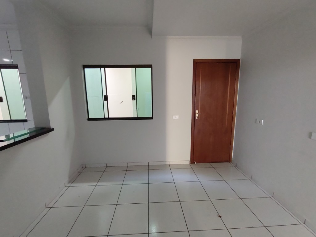 Sobrado para locacao no Vila Sao Carlos em Apucarana com 0m² por R$ 1.850,00