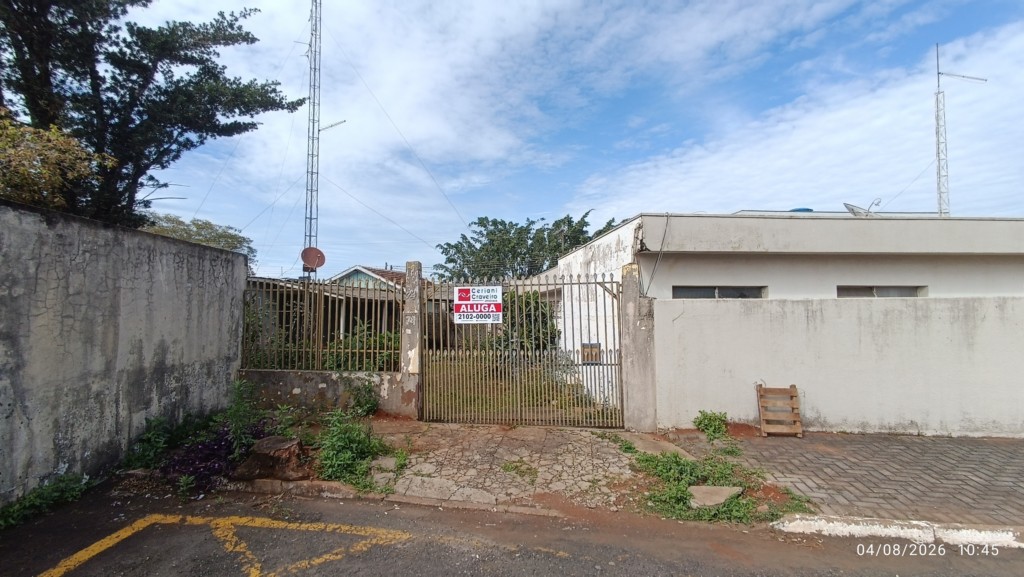 Residência para locacao no Vila Vitoria em Apucarana com 0,00m² por R$ 850,00