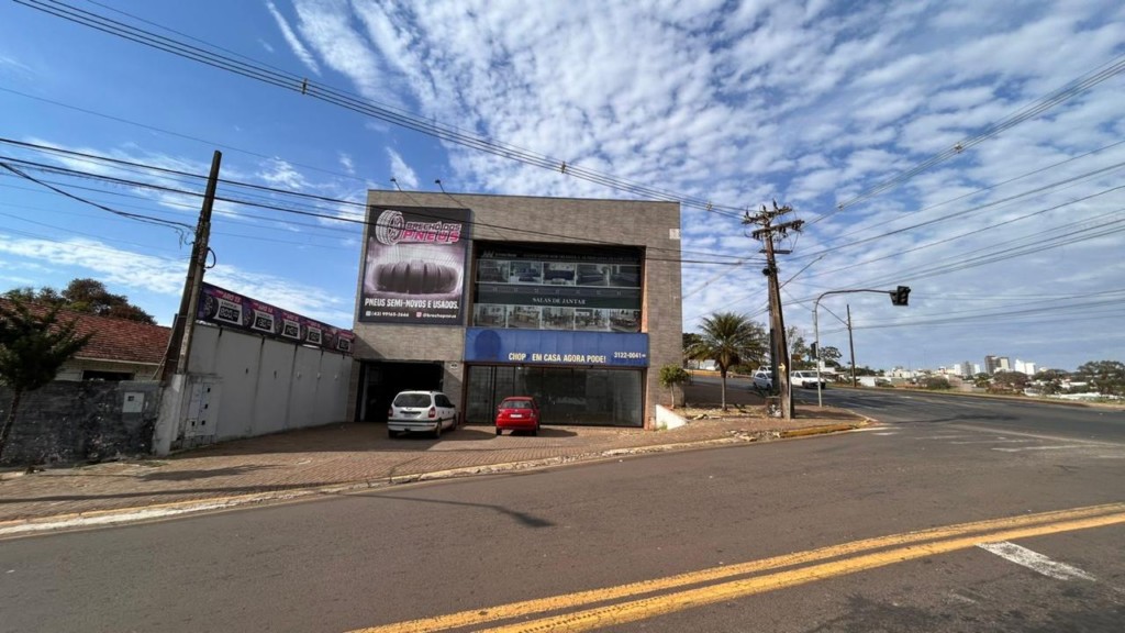 Sala Comercial para locacao no Jardim Diamantina em Apucarana com 0m² por R$ 1.950,00
