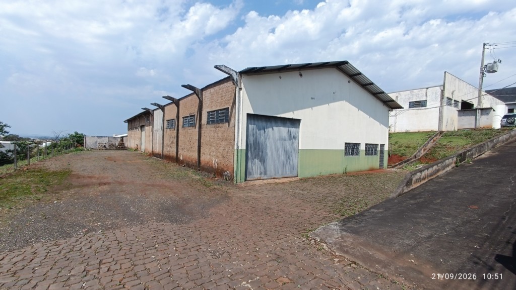 Barracão_galpão para locacao no Parque Industrial Zona Oeste II em Apucarana com 550,00m² por R$ 3.500,00