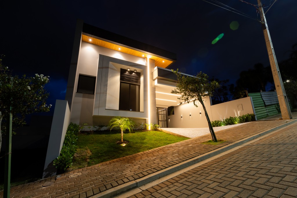 Casa em Condomínio para venda no Vivere Parc Condominio Resort em Apucarana com 0m² por R$ 1.200.000,00