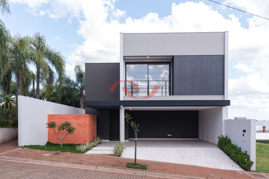 Casa em Condomínio para venda no Vivere Parc Condominio Resort em Apucarana com 220m² por R$ 1.380.000,00