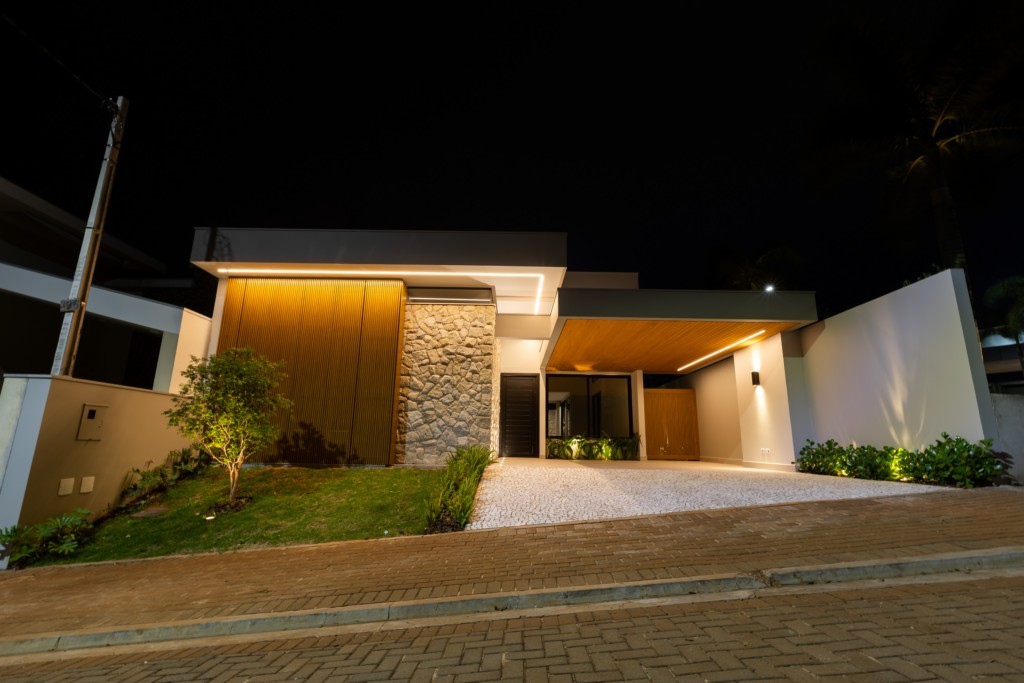 Casa em Condomínio para venda no Vivere Parc Condominio Resort em Apucarana com 220m² por R$ 1.230.000,00