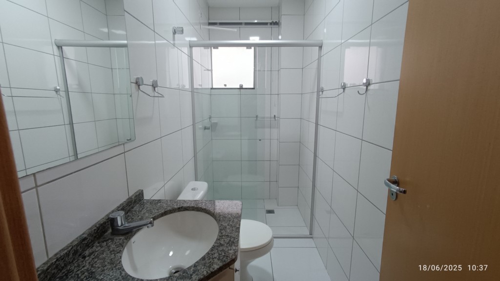 Apartamento para locacao no Vila Shangri-la em Apucarana com 130m² por R$ 1.400,00