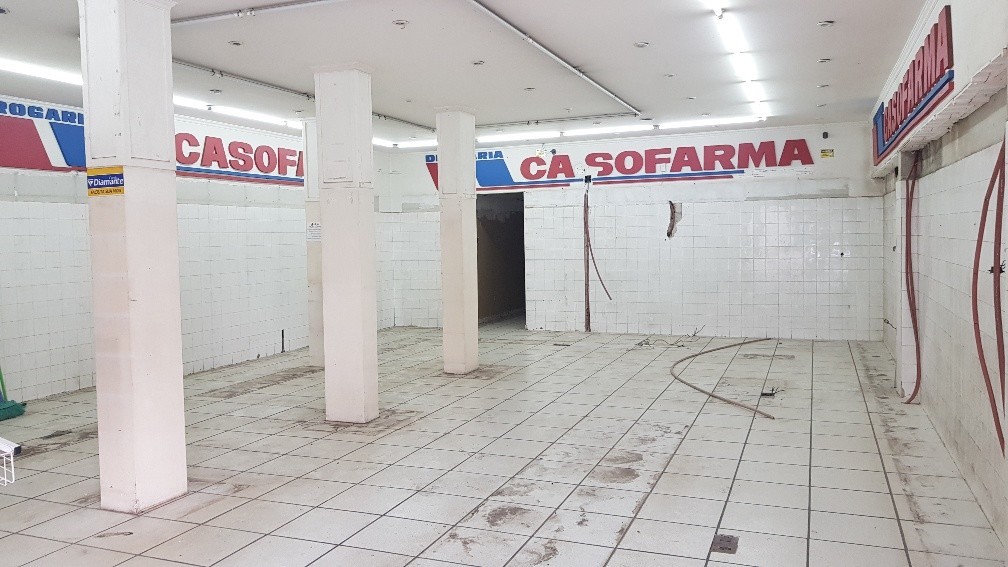 Sala Comercial para locacao no Centro em Apucarana com 0m² por R$ 4.300,00