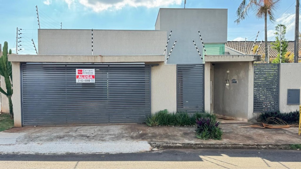 Residência para locacao no Residencial Interlagos em Apucarana com 0m² por R$ 2.500,00