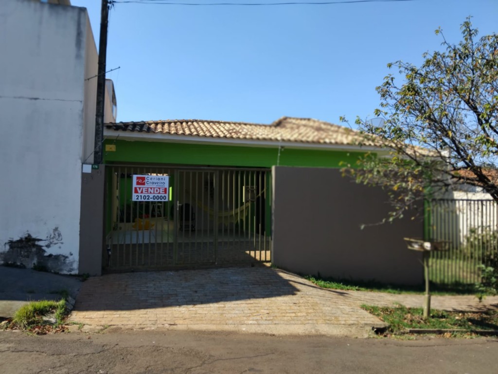 Casa Residencial para venda no Jardim das Flores V em Apucarana com 197,29m² por R$ 250.000,00