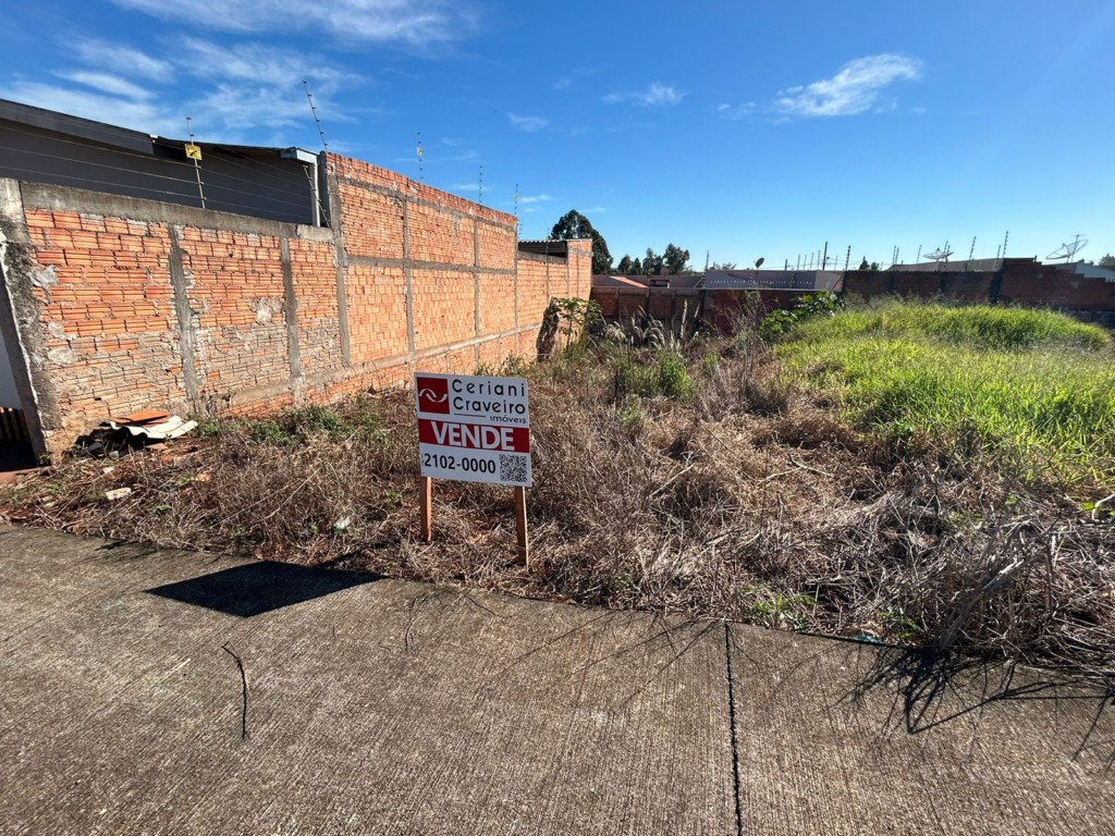 Terreno para venda no Jardim Santiago em Apucarana com 227,5m² por R$ 40.000,00