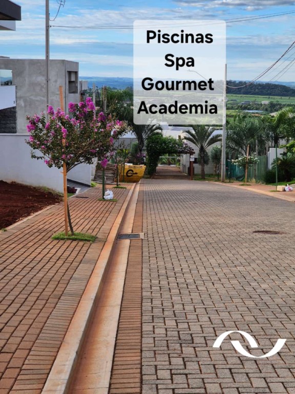 Terreno em Condomínio para venda no Vivere Parc Condominio Resort em Apucarana com 220m² por R$ 275.000,00