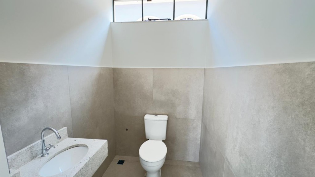 Sala Comercial para locacao no Jardim Sao Pedro em Apucarana com 0m² por R$ 2.500,00