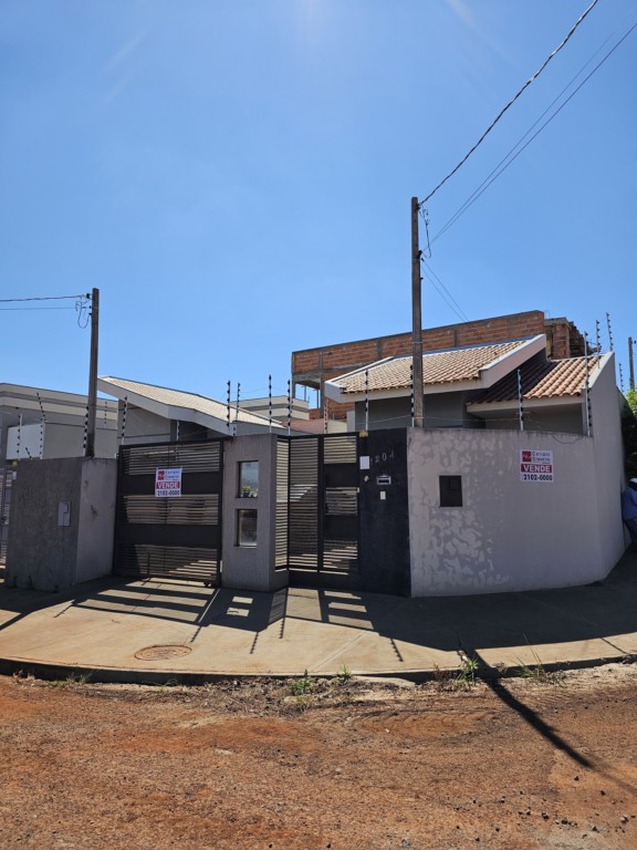 Casa Residencial para venda no Jardim Primavera em Apucarana com 140,6m² por R$ 245.000,00
