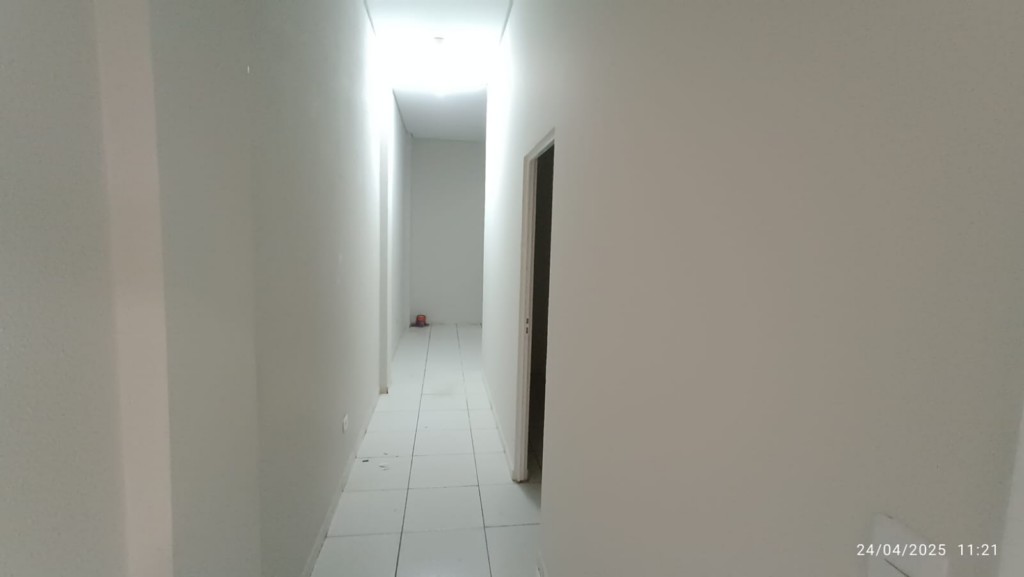 Sala Comercial para locacao no Centro em Apucarana com 0m² por R$ 2.300,00