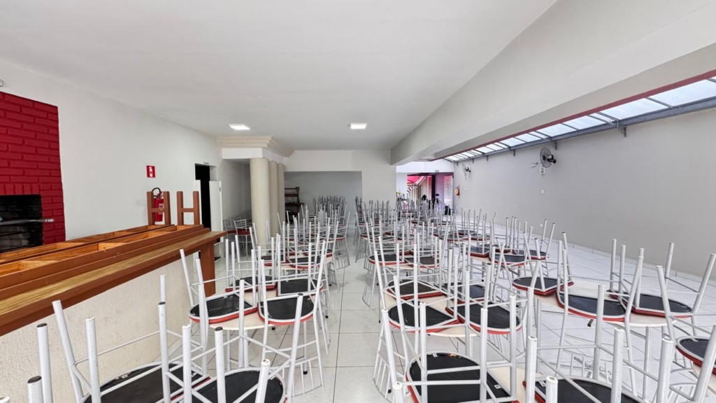Casa Comercial para locacao no Jardim Sao Pedro em Apucarana com 0m² por R$ 9.000,00