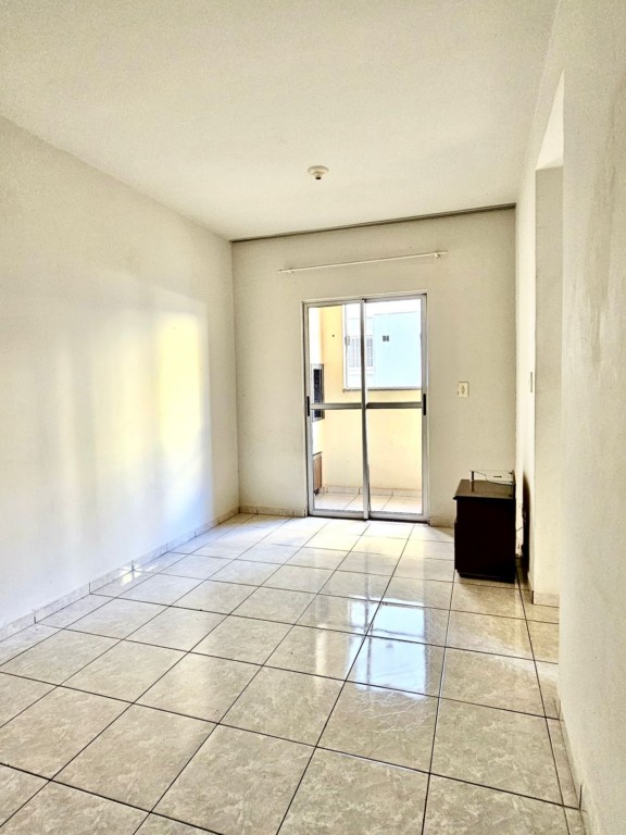 Apartamento para venda no Jardim Aeroporto em Apucarana com 57,13m² por R$ 190.000,00