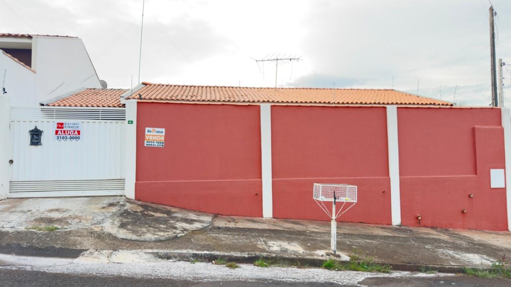 Casa Residencial para locacao no Vila Santa Helena em Apucarana com 0m² por R$ 1.500,00