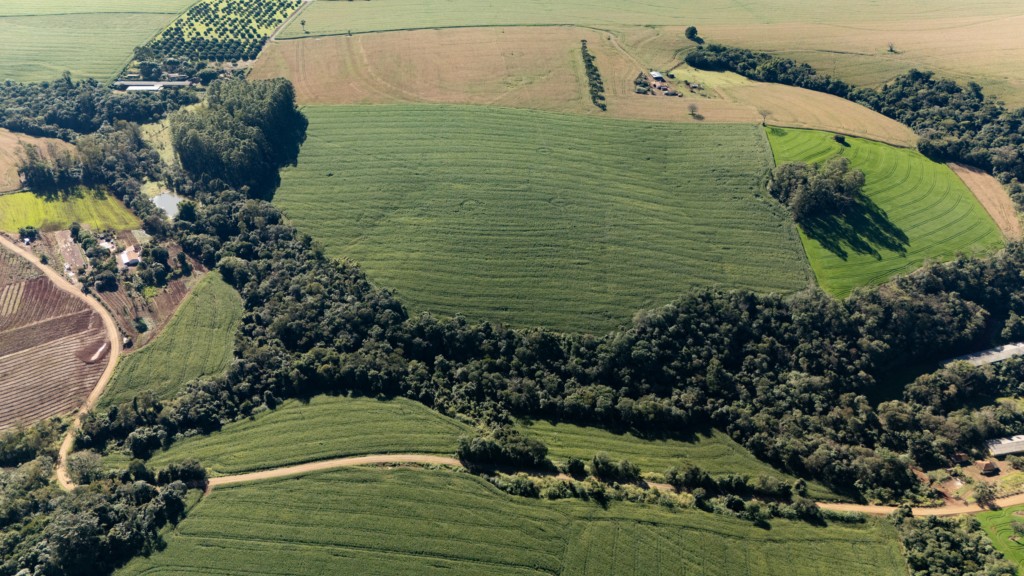 Área Rural para venda no Correia de Freitas em Apucarana com 363.000m² por R$ 5.250.000,00
