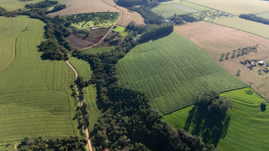 Área Rural para venda no Correia de Freitas em Apucarana com 363.000m² por R$ 5.250.000,00