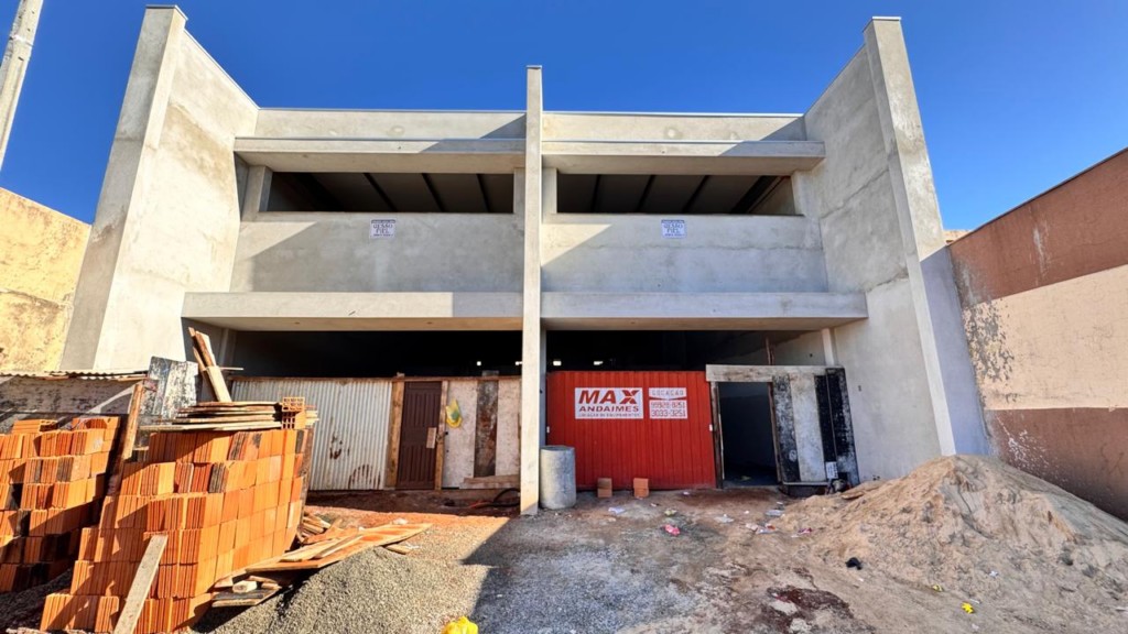 Sala Comercial para locacao no Jardim Colonial em Apucarana com 0m² por R$ 4.200,00