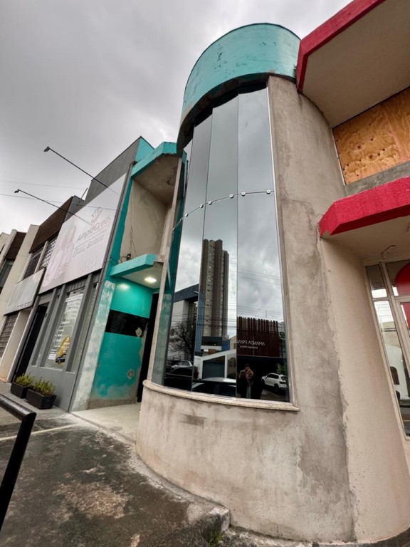 Sala Comercial para locacao no Centro em Apucarana com 0m² por R$ 2.800,00