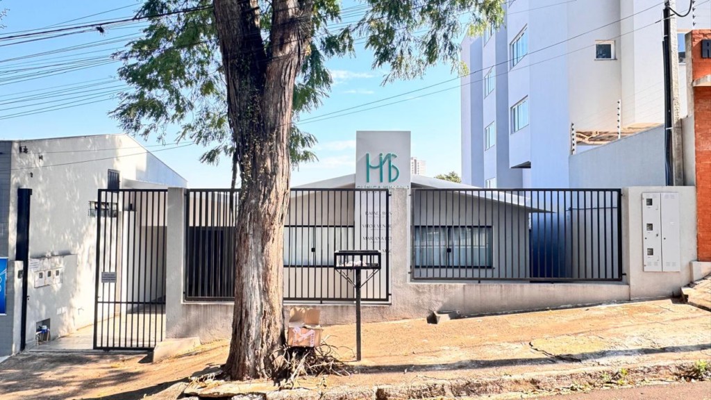 Sala Comercial para locacao no Centro em Apucarana com 0m² por R$ 700,00