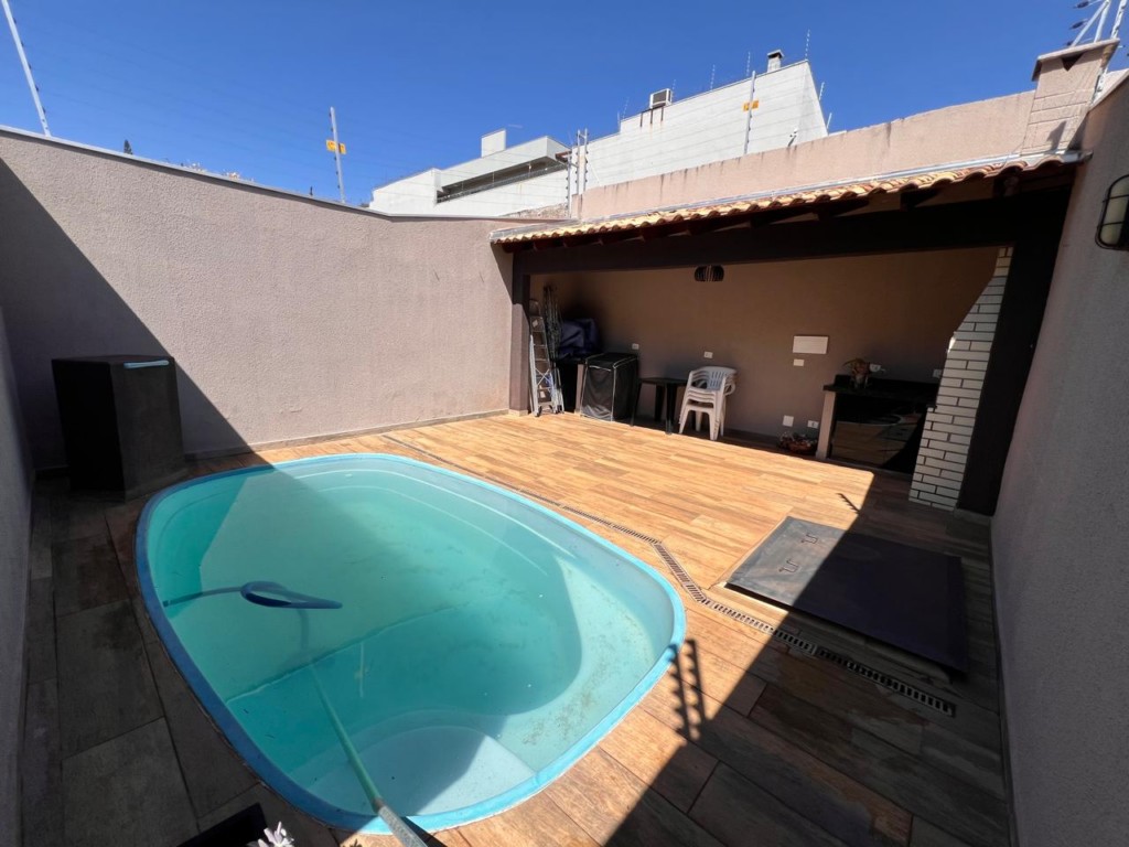 Casa em Condomínio para locacao no Jardim Vale do Sol em Apucarana com 0m² por R$ 2.800,00