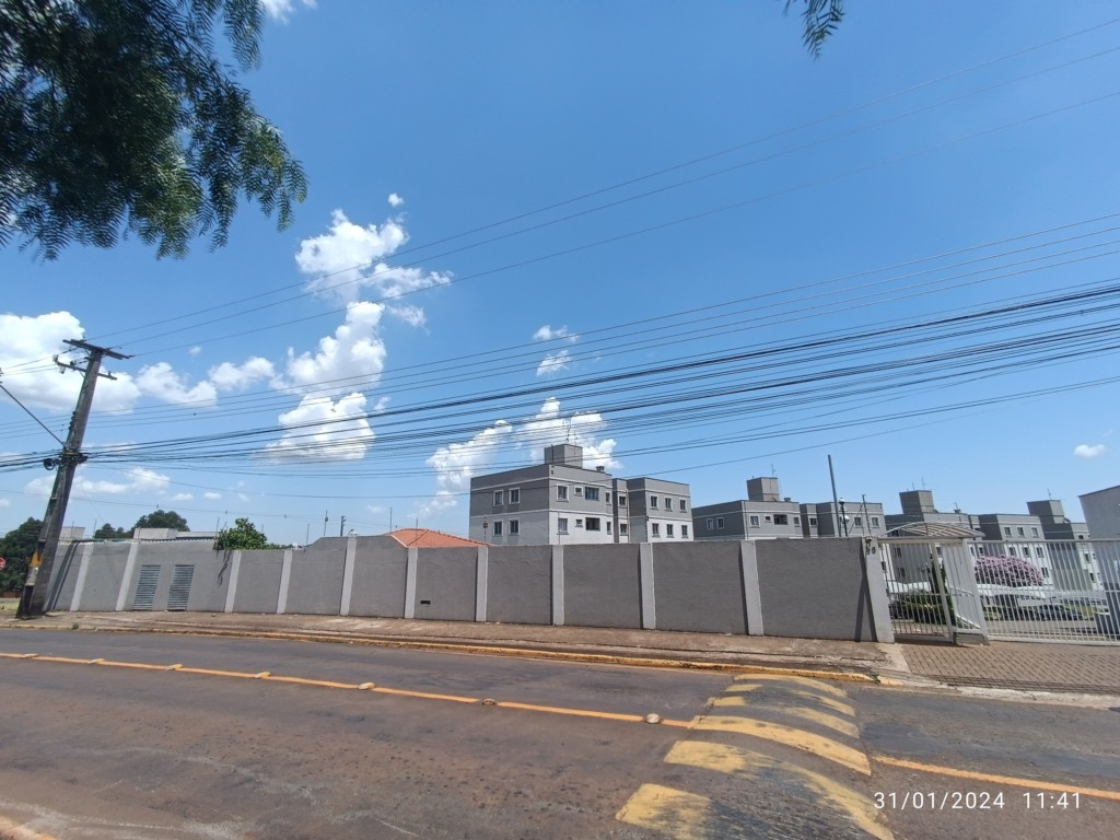 Apartamento para venda no Jardim Aeroporto em Apucarana com 57,72m² por R$ 180.000,00