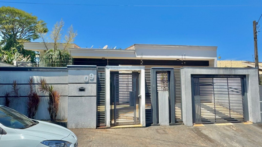 Residência para venda no Jardim Flamingos em Apucarana com 364,5m² por R$ 750.000,00