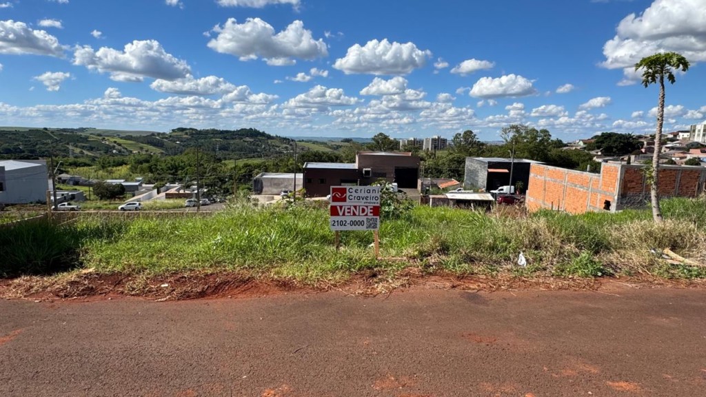 Terreno para venda no Nucleo Habitacional Papa Joao Paulo em Apucarana com 305,87m² por R$ 90.000,00