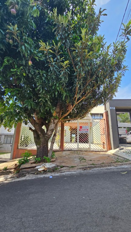 Sobrado para venda no Vila Bruna em Apucarana com 229,71m² por R$ 580.000,00