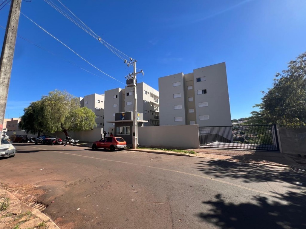 Apartamento para locacao no Jardim Maraba em Apucarana com 0m² por R$ 1.200,00