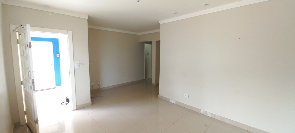 Sala Comercial para locacao no Centro em Apucarana com 0m² por R$ 3.500,00