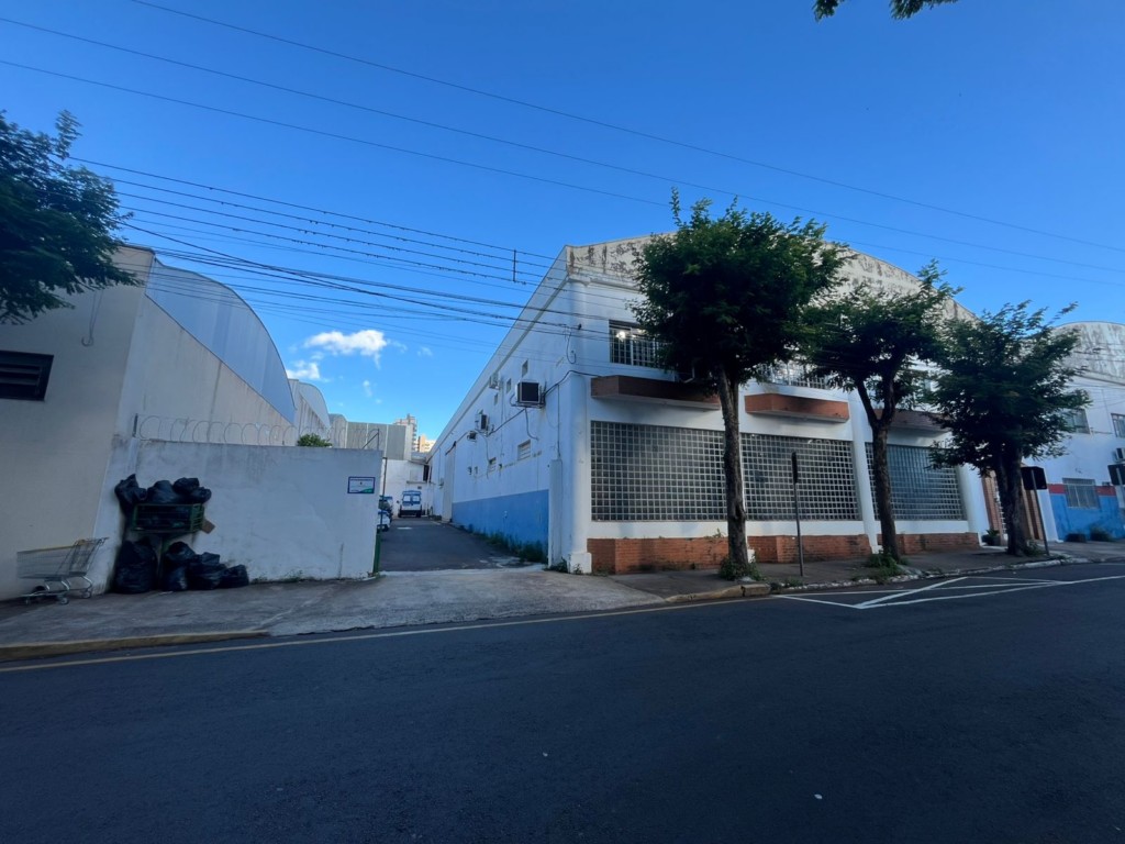 Barracão_galpão para locacao no Barra Funda em Apucarana com 0m² por R$ 20.000,00