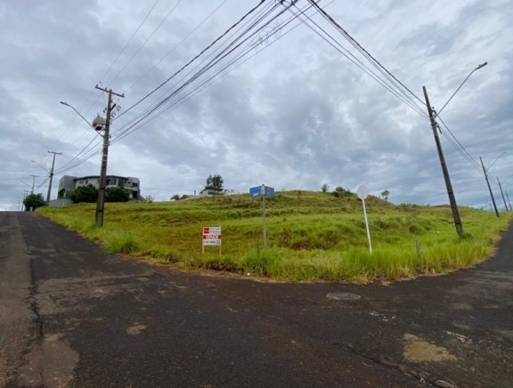 Terreno Residencial para venda no Loteamento Residencial Cazarin em Apucarana com 400,09m² por R$ 260.000,00