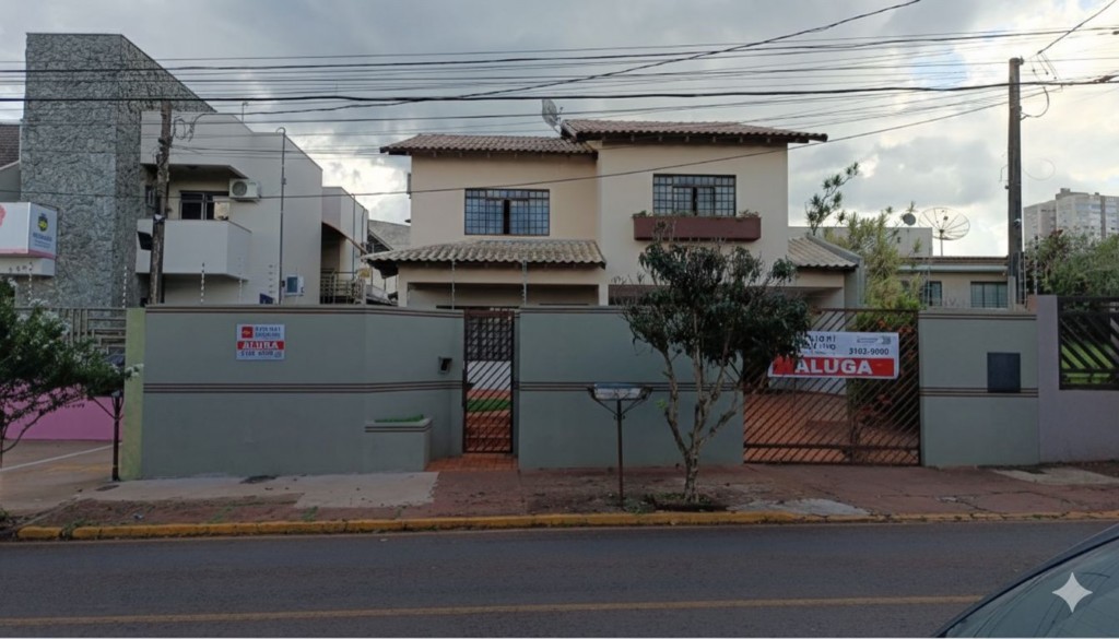 Casa Comercial para locacao no Jardim Sao Pedro em Apucarana com 0m² por R$ 6.000,00