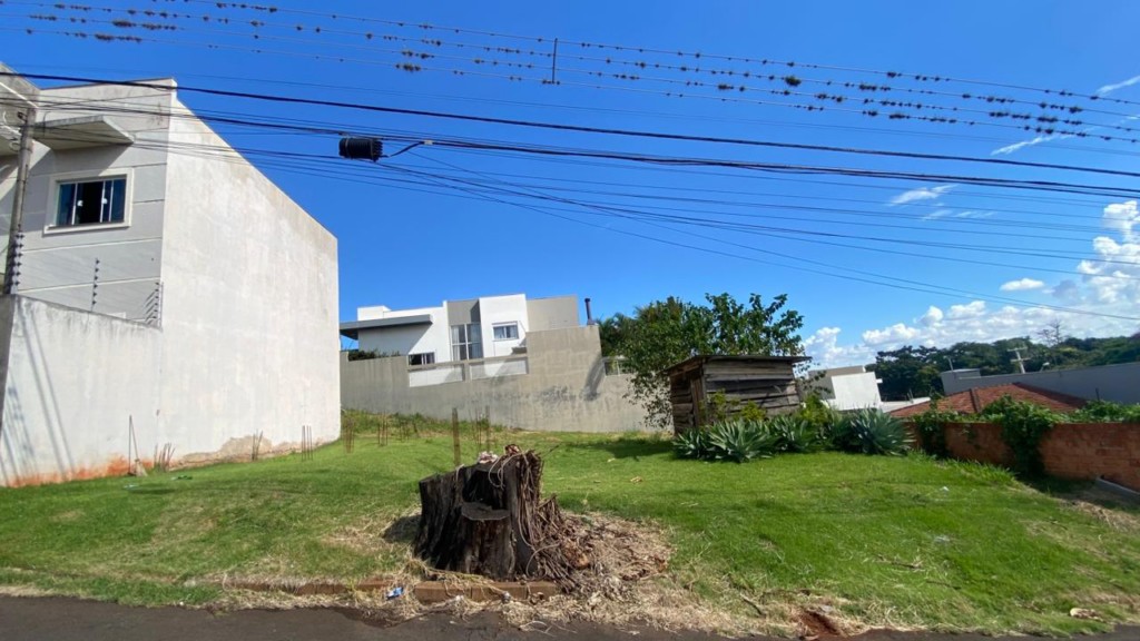 Terreno Residencial para venda no Jardim Albino Biacchi em Apucarana com 216m² por R$ 190.000,00