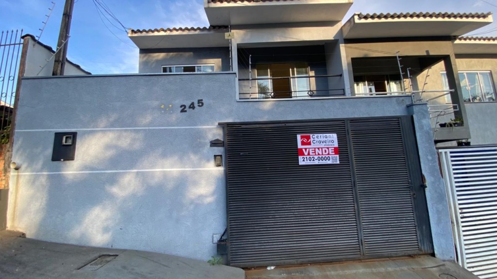 Sobrado para venda no Jardim Celmira em Apucarana com 84,38m² por R$ 350.000,00