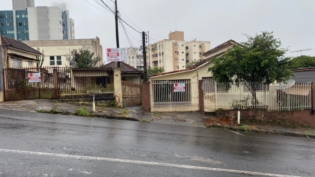 Terreno Comercial para venda no Centro em Apucarana com 1.386,8m² por R$ 1.200.000,00