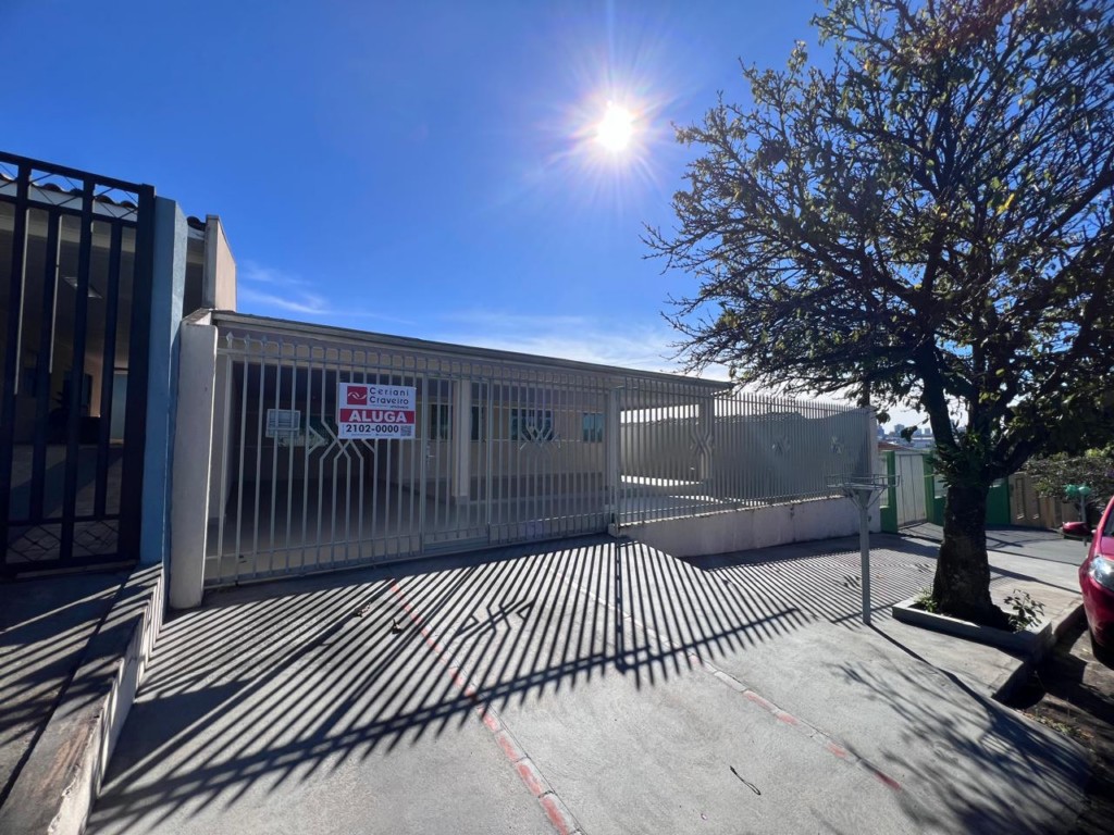 Residência para locacao no Nucleo Habitacional Papa Joao Paulo em Apucarana com 0m² por R$ 1.800,00