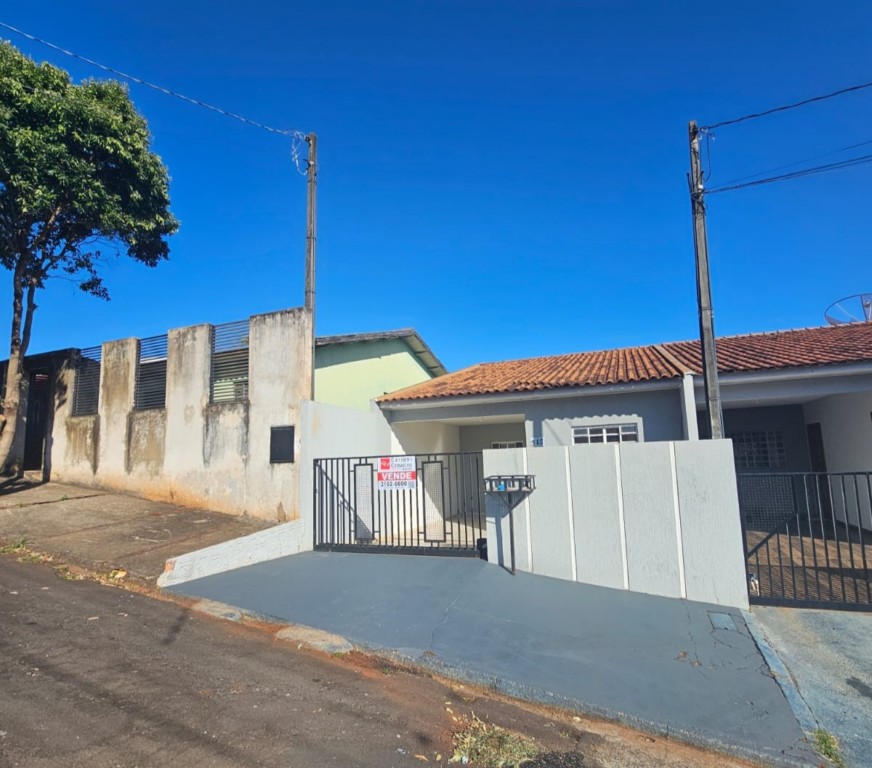 Residência para venda no Nucleo Habitacional Osmar G Freire em Apucarana com 144,00m² por R$ 260.000,00