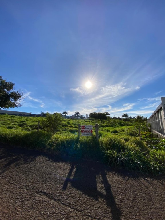 Terreno Comercial para venda no Eco Park em Apucarana com 1.000,00m² por R$ 190.000,00