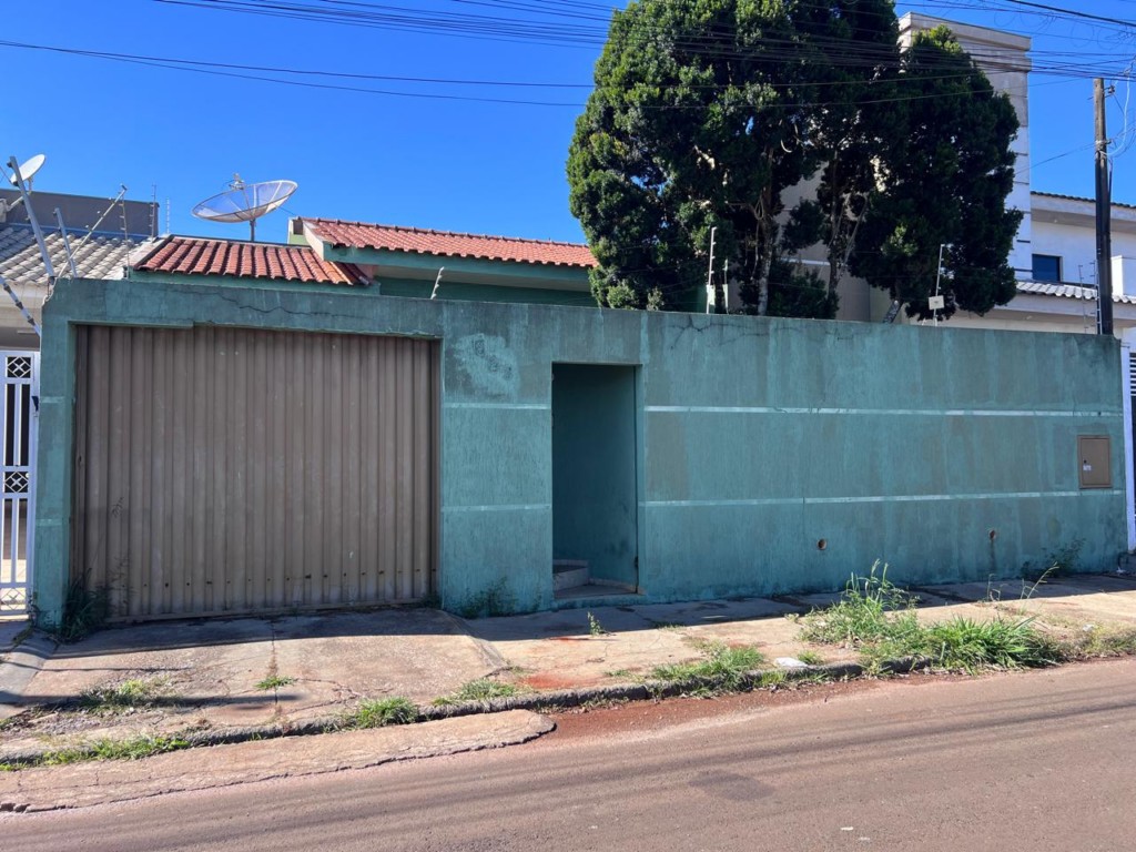 Residência para locacao no Residencial Interlagos em Apucarana com 0,00m² por R$ 1.500,00