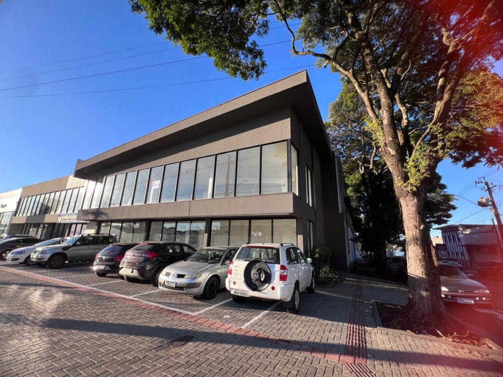 Salão para locacao no Jardim Apucarana em Apucarana com 0,00m² por R$ 7.000,00