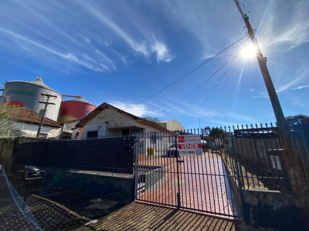 Terreno Comercial para venda no Centro em Apucarana com 934,50m² por R$ 690.000,00