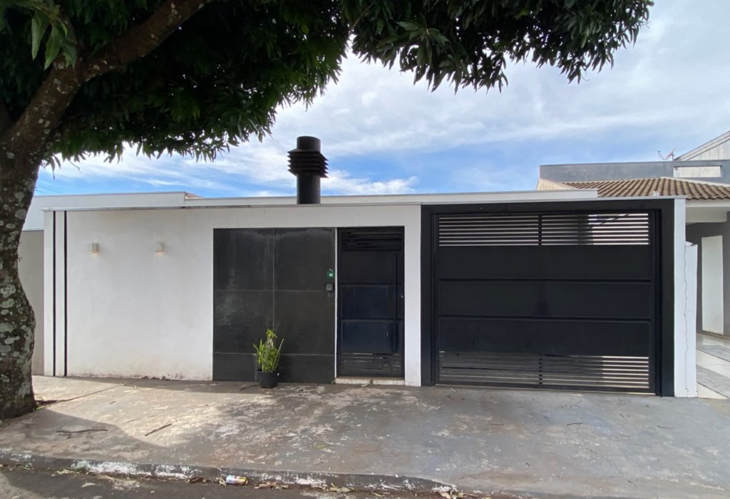 Casa em Condomínio para venda no Jardim Menegazzo em Apucarana com 179,76m² por R$ 650.000,00