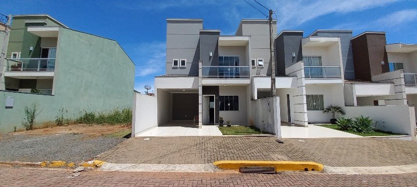 Casa em Condomínio para venda no Regiao Lago Jaboti em Apucarana com 136,10m² por R$ 740.000,00