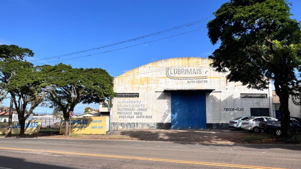 Barracão_galpão para locacao no Jardim Apucarana em Apucarana com 0,00m² por R$ 5.000,00