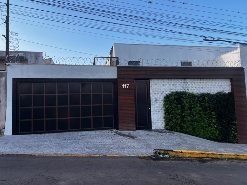 Residência para locacao no Jardim Espanha em Apucarana com 0,00m² por R$ 6.100,00