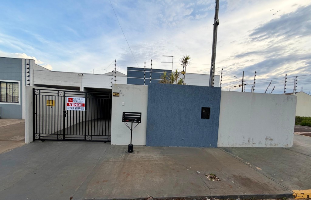 Residência para venda no Jardim Alvorada em Apucarana com 144,60m² por R$ 280.000,00