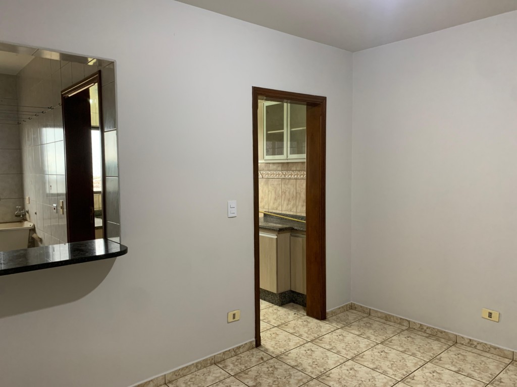 Apartamento para locacao no Jardim Apucarana em Apucarana com 0m² por R$ 1.620,00